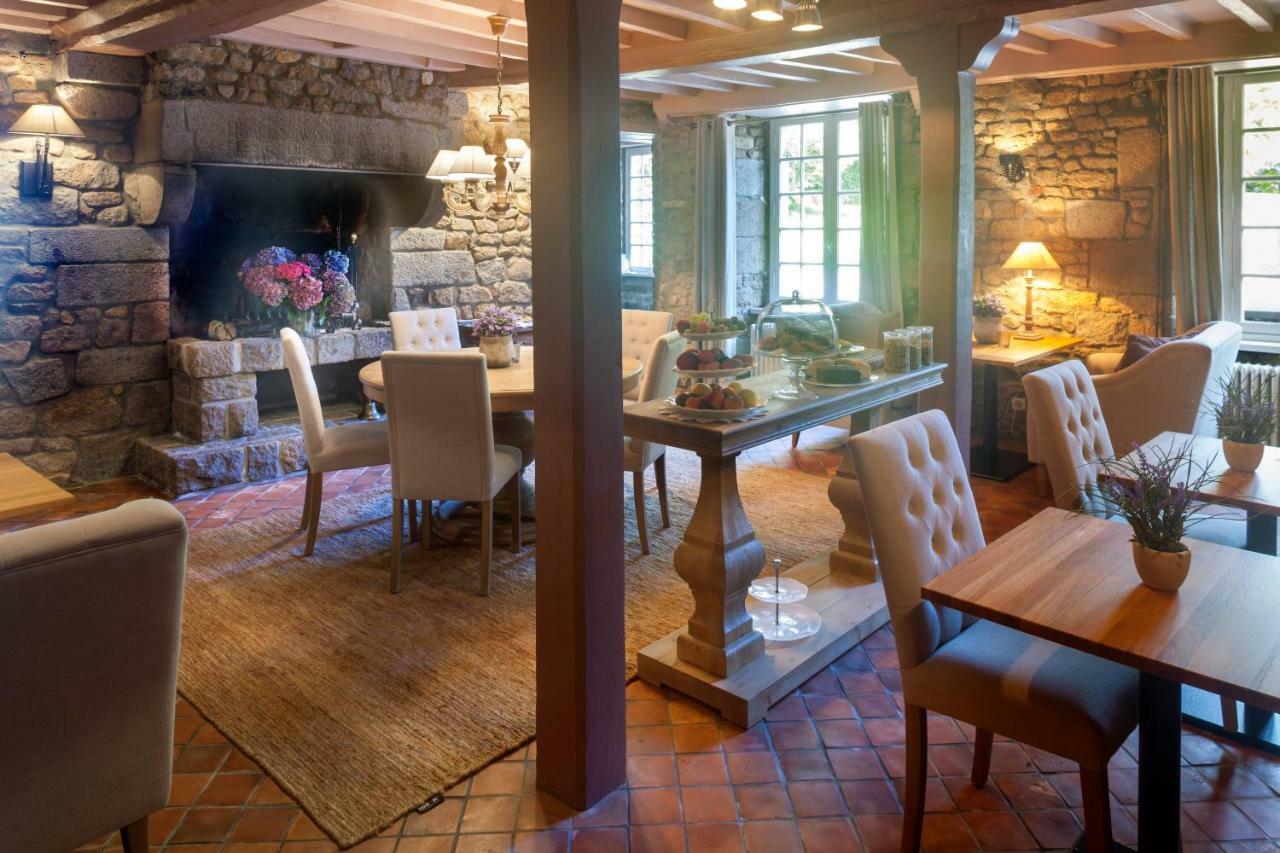 ホテルManoir De La Porte Sainte-Pience エクステリア 写真