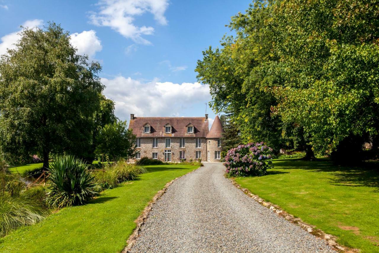 ホテルManoir De La Porte Sainte-Pience エクステリア 写真